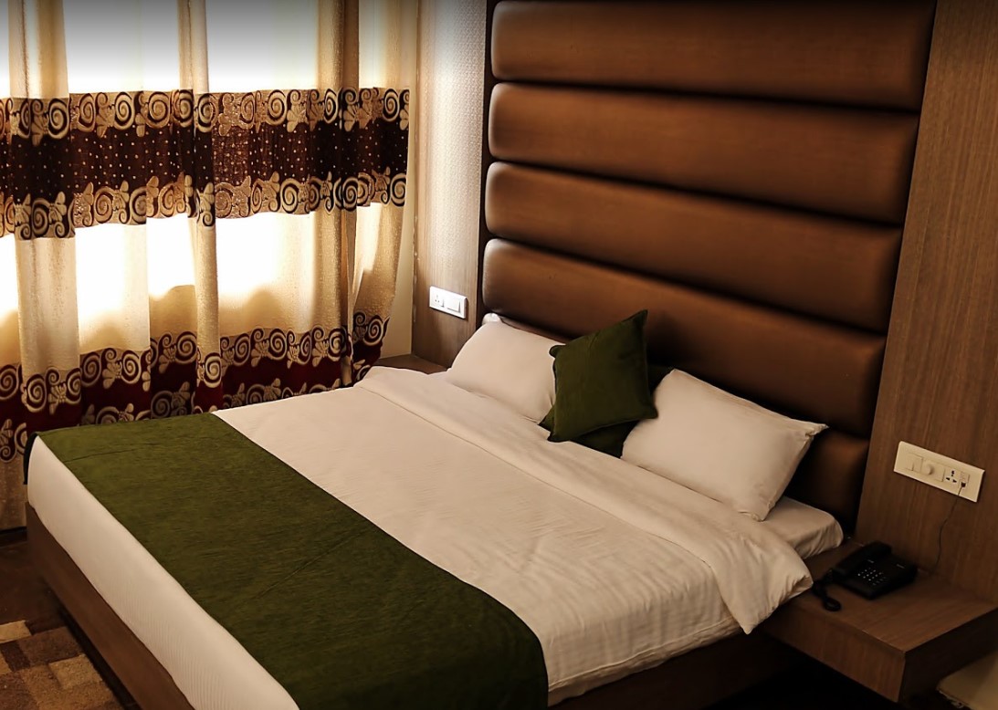 Hotel Trihari Rishikesh