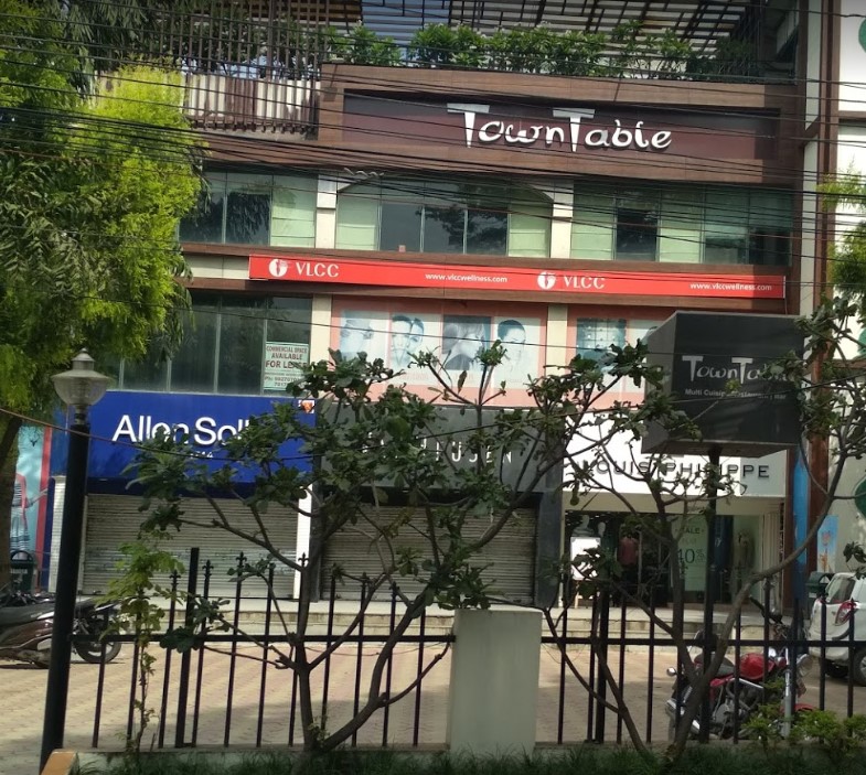 Town Table Restaurant Dehradun 