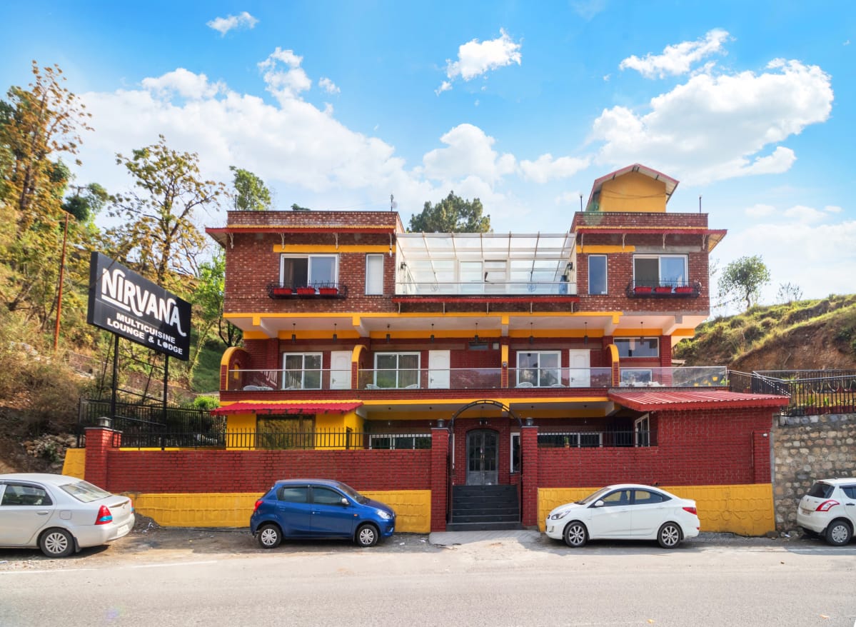 NIRVANA Lodge & Longe (A Boutiquue Hotel)