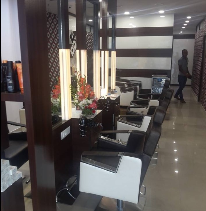 Young Master, Hair & Beauty Studio, Unisex