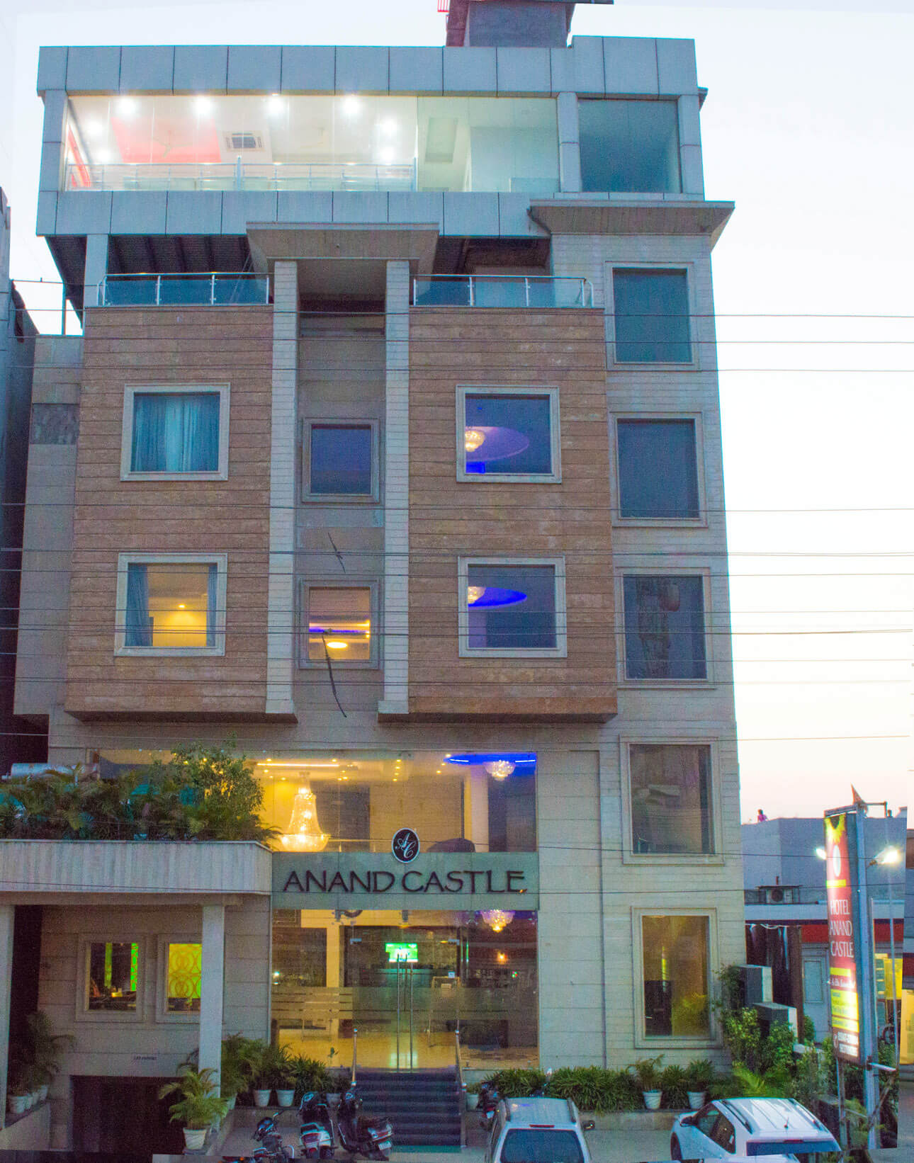 Hotel Anand Castle - Kashipur