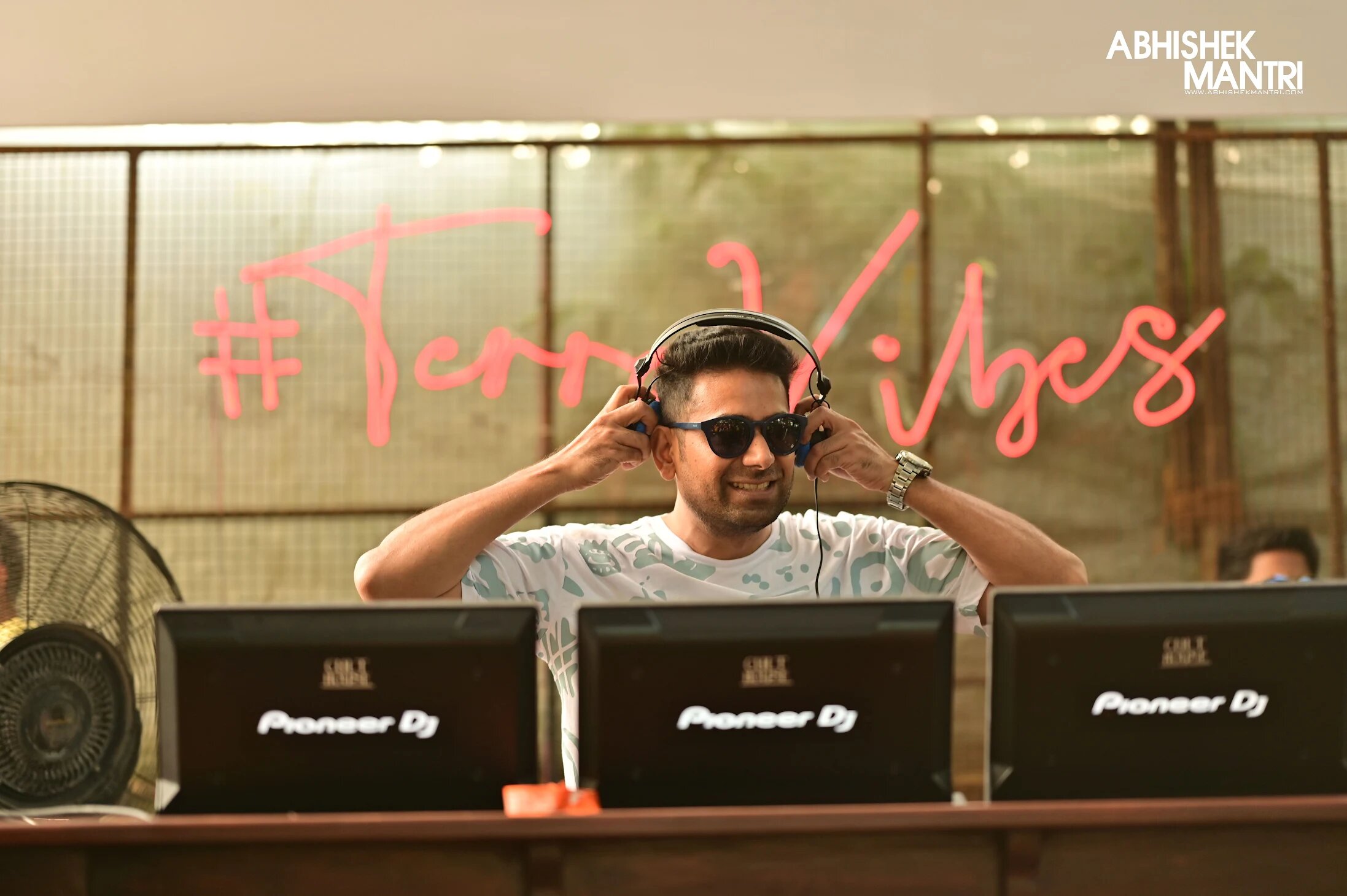 Abhishek mantri