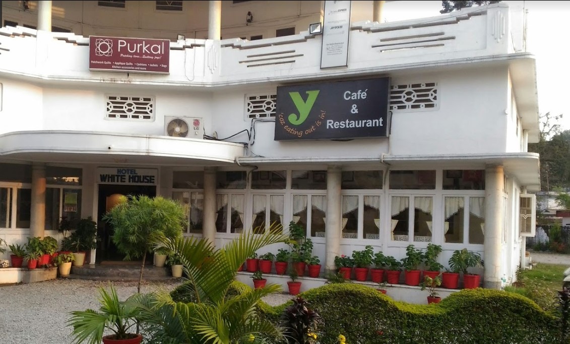 Y Cafe & Restaurant