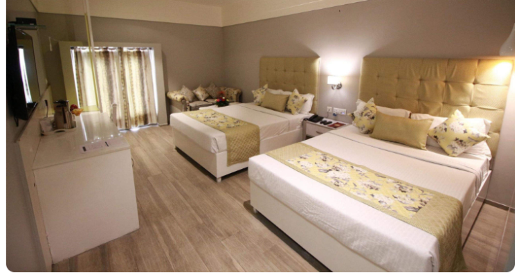 Hotel Emerald 