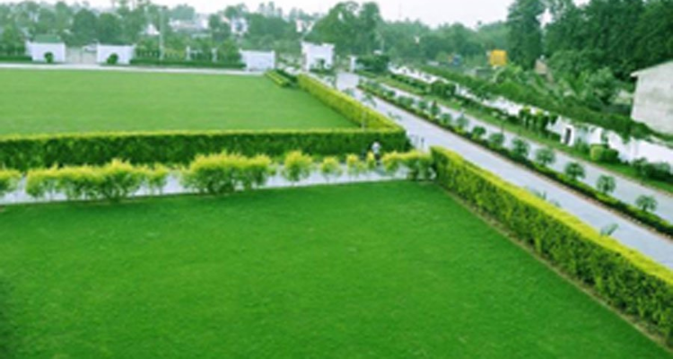 Hotel Ananya Regency - Gateway to Corbett