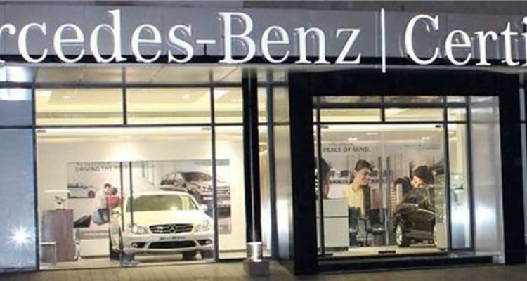 Mercedes Benz