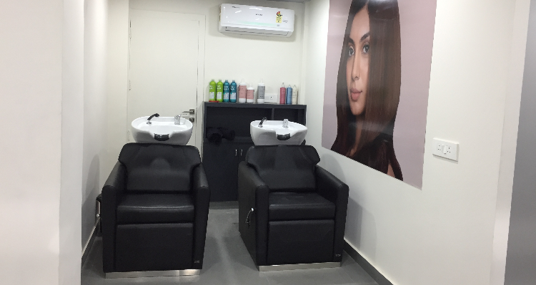 Lakme Salon GMS Road, Dehradun