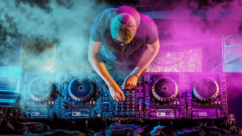 DJ ravi