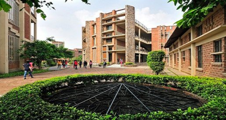Ajay Kumar Garg Engineering College, Ghaziabad