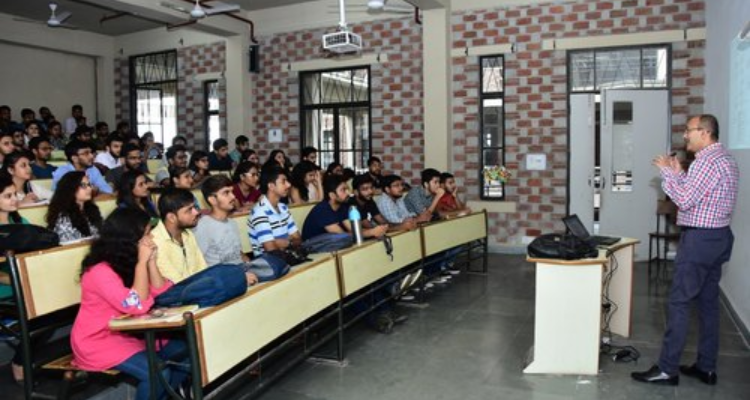 Ajay Kumar Garg Engineering College, Ghaziabad