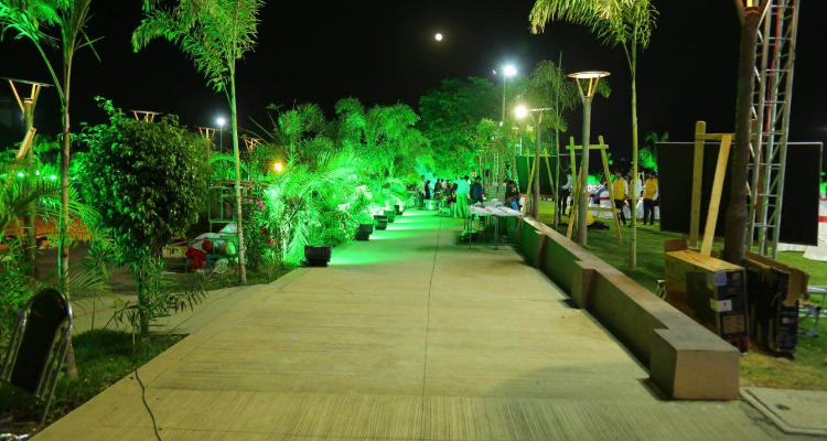  Jarande Lawns