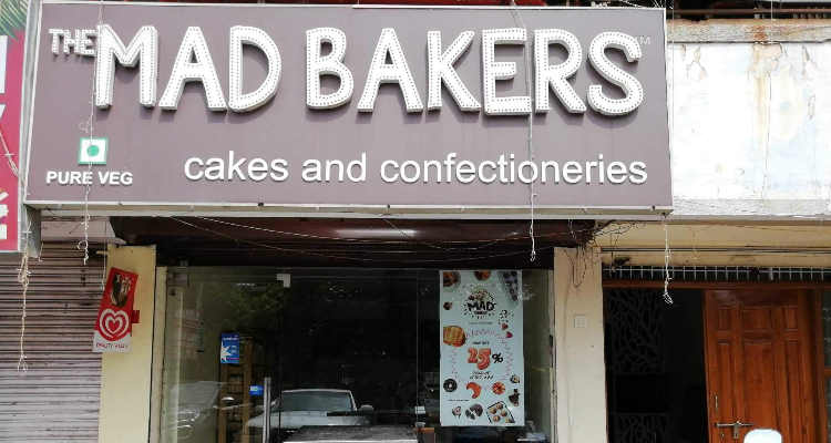 THE MAD BAKERS