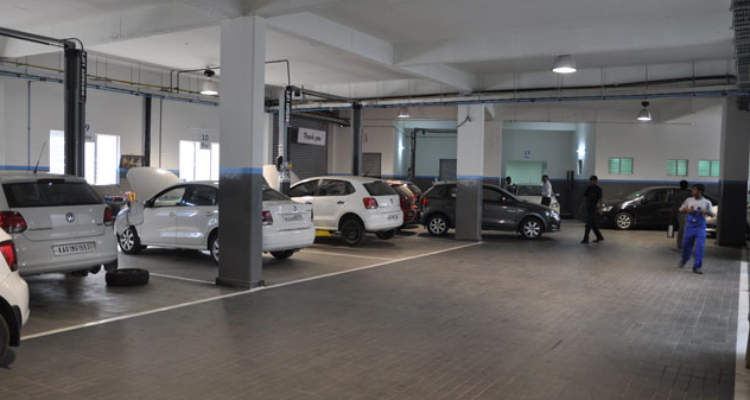 VOLKSWAGEN WHITEFIELD APPLE AUTO