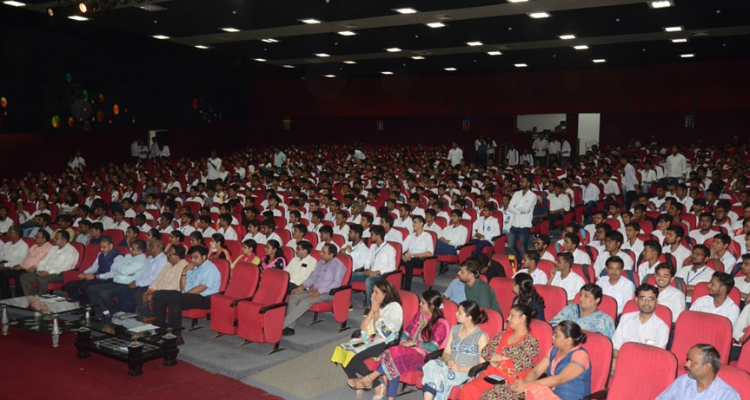 Babu Banarasi Das University
