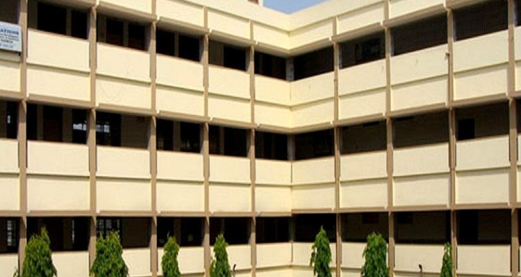 Karim City College