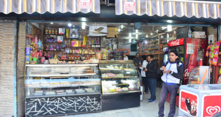 Bengali sweets / Giftsnbakery - ROORKEE