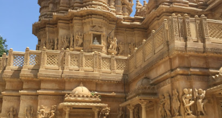 Shri Chintamani Parshvnath Sw. Jain Mandir - Haridwar