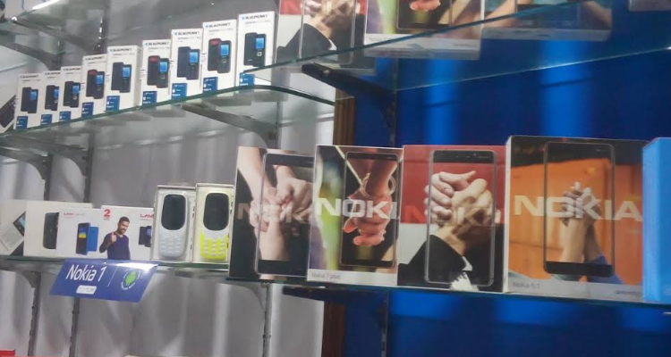 Bakshi mobile store - Haridwar