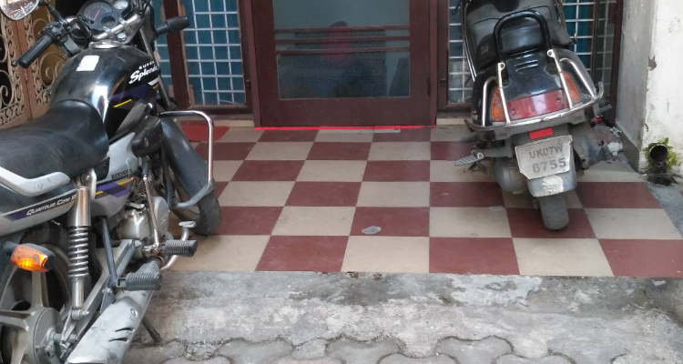 Space For Rent in dehradun near clock tower