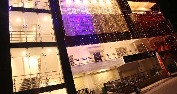SUNITA SUN CITY CENTER - Almora