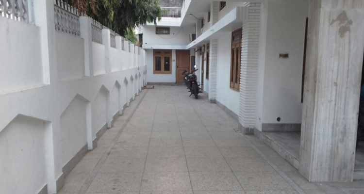 Jaagnath PG & Hostel