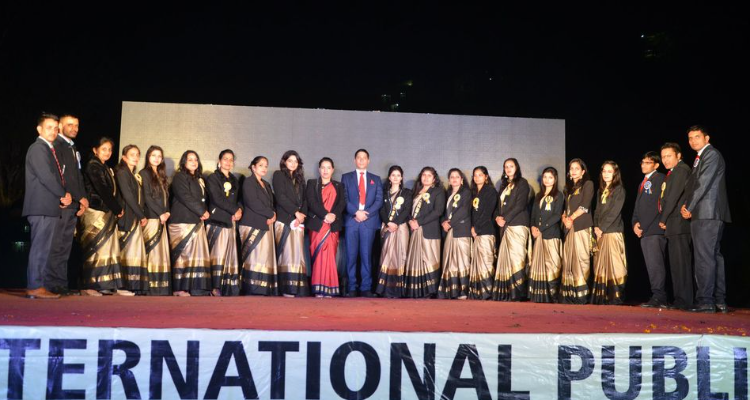 Kids International Public School