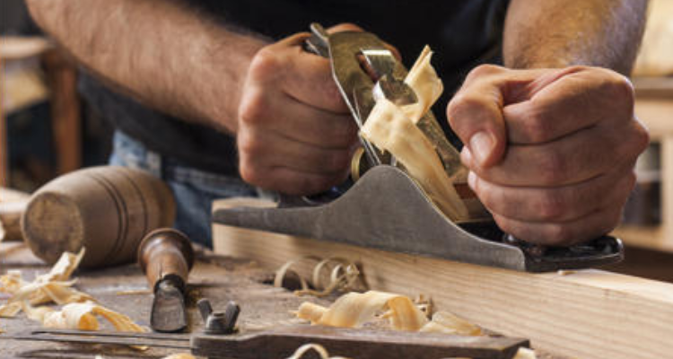 Carpenter service in Dehradun call 
