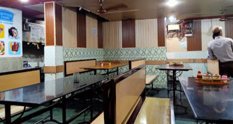 Reena Restaurant
