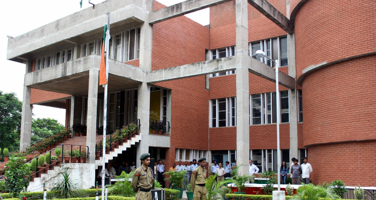 Punjab Engineering College