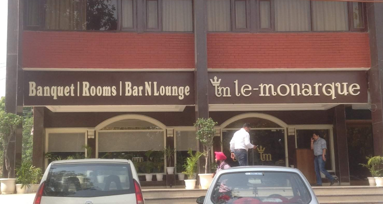 Le Monarque, Banquet Hall- Chandigarh