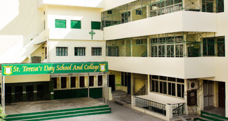 St. Teresa’s Day School & College - Lucknow