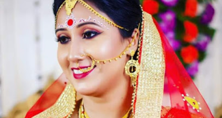 Hena Gayen Makeup Artist - West Bengal
