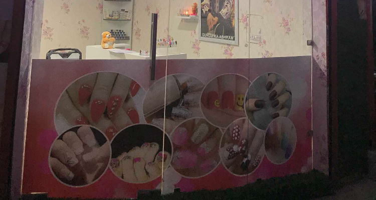 Nail villa