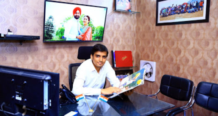 Raj Photo Studio - Madhya Pradesh