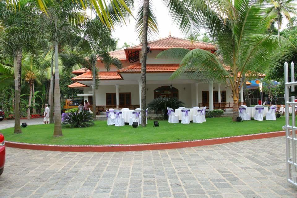 Palm Bliss Resort is hiring following candidates