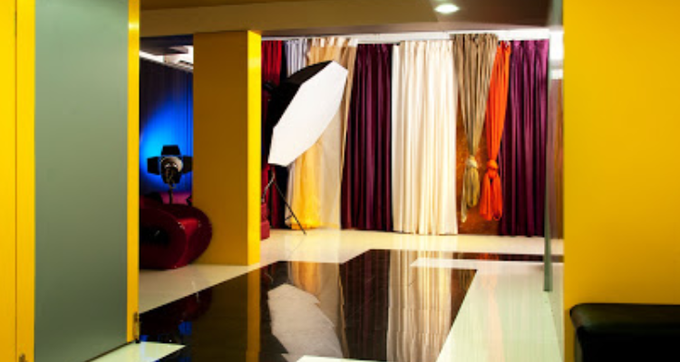 Mark Academy | Best Bridal Air Brush Makeup in Bhopal