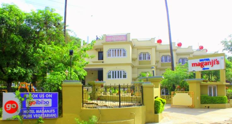 Hotel Maganji's