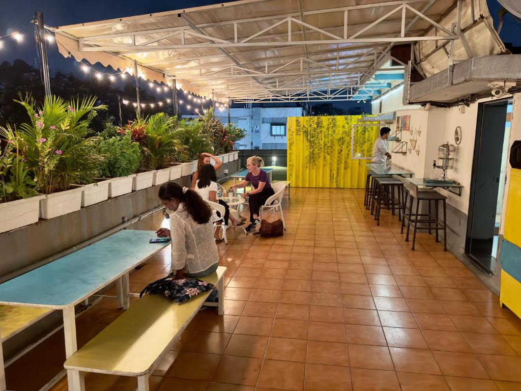 Locomo Boys Hostel Mumbai | Stay