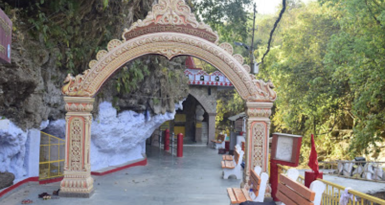 Tapkeshwar Mandir Dehradun
