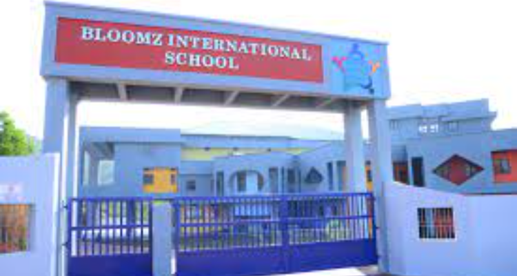 Bloomz International School