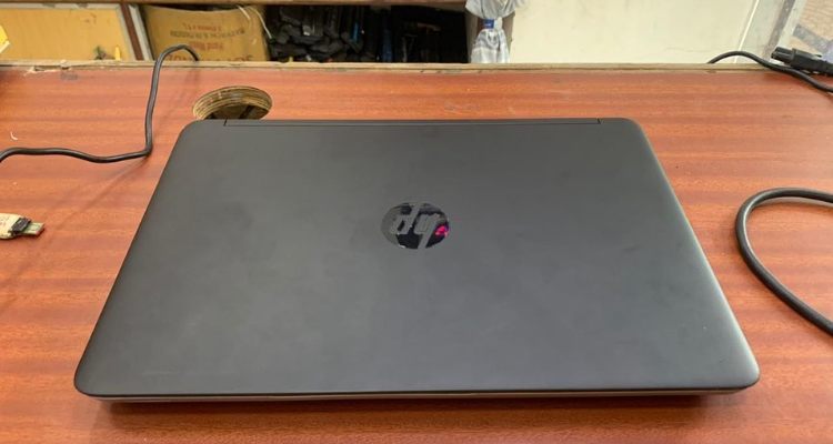 LaptopFactory
