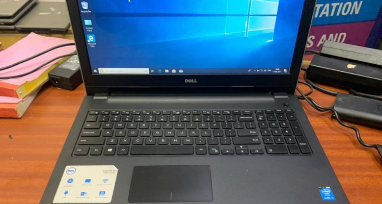 LaptopFactory