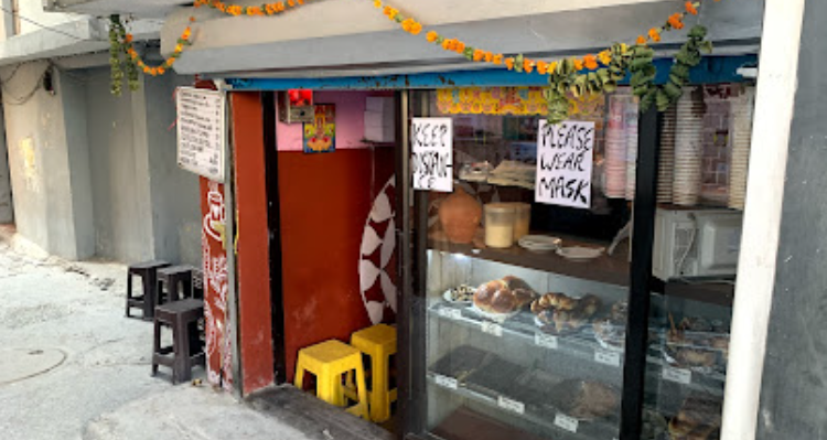 Café Moktan and Bakerys - Rishikesh