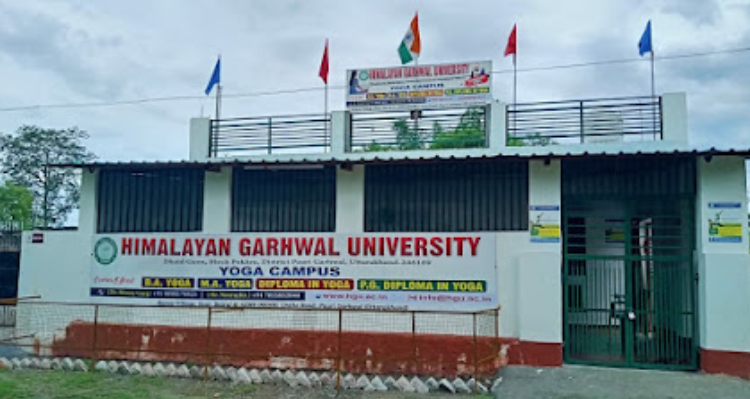HIMALAYAN GARHWAL UNIVERSITY YOGA CAMPUS - Rishikesh