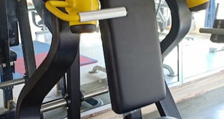 LIVESTRONG FITNESS WORLD UNISEX GYM - Guwahati