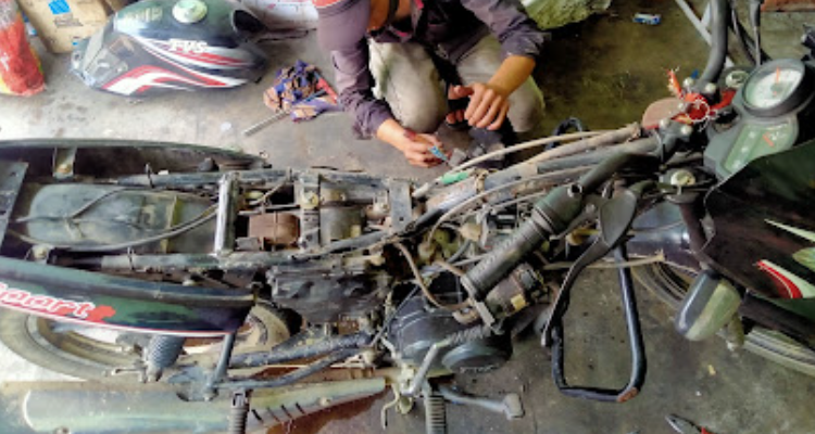 Joshi service center -Automobile in Almora