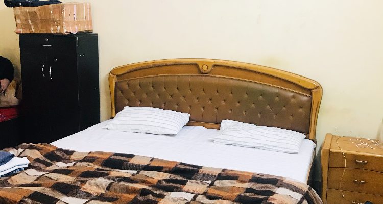 Home Living PG & Accommodation for Boys