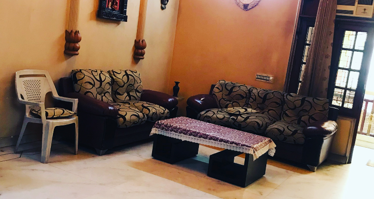 Home Living PG & Accommodation for Boys