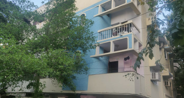 SRI Amman Men's PG Hostel
