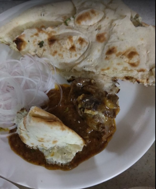 Ali Mutton Chicken & Veg Momo's